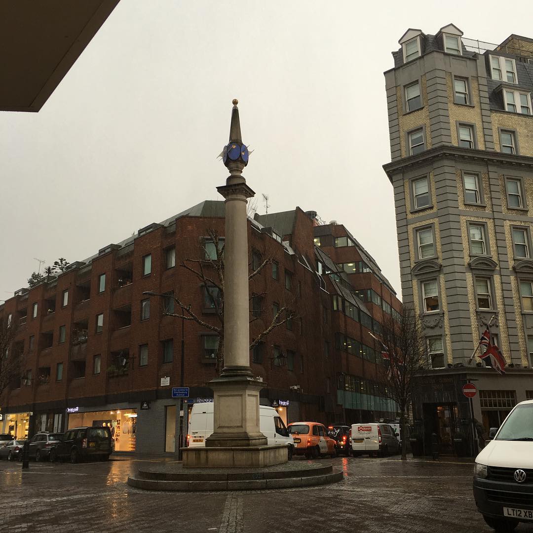 Brr hail and lightning in London ⛈❄️