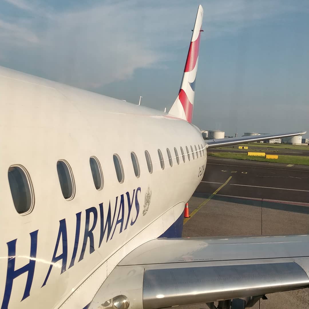 This plane is tiny. London LCY here I come