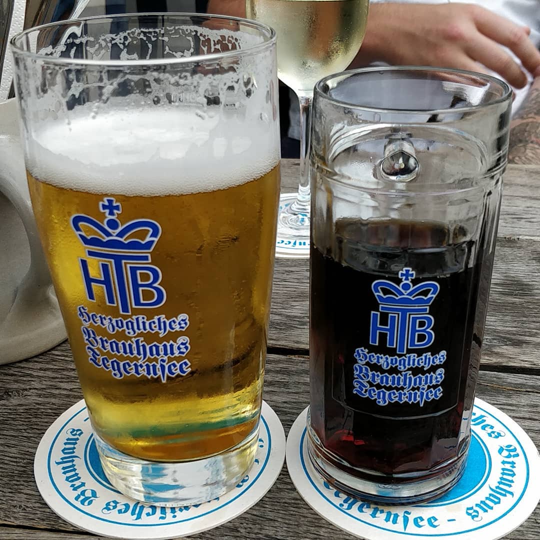 Bier met en Afri cola chaser.