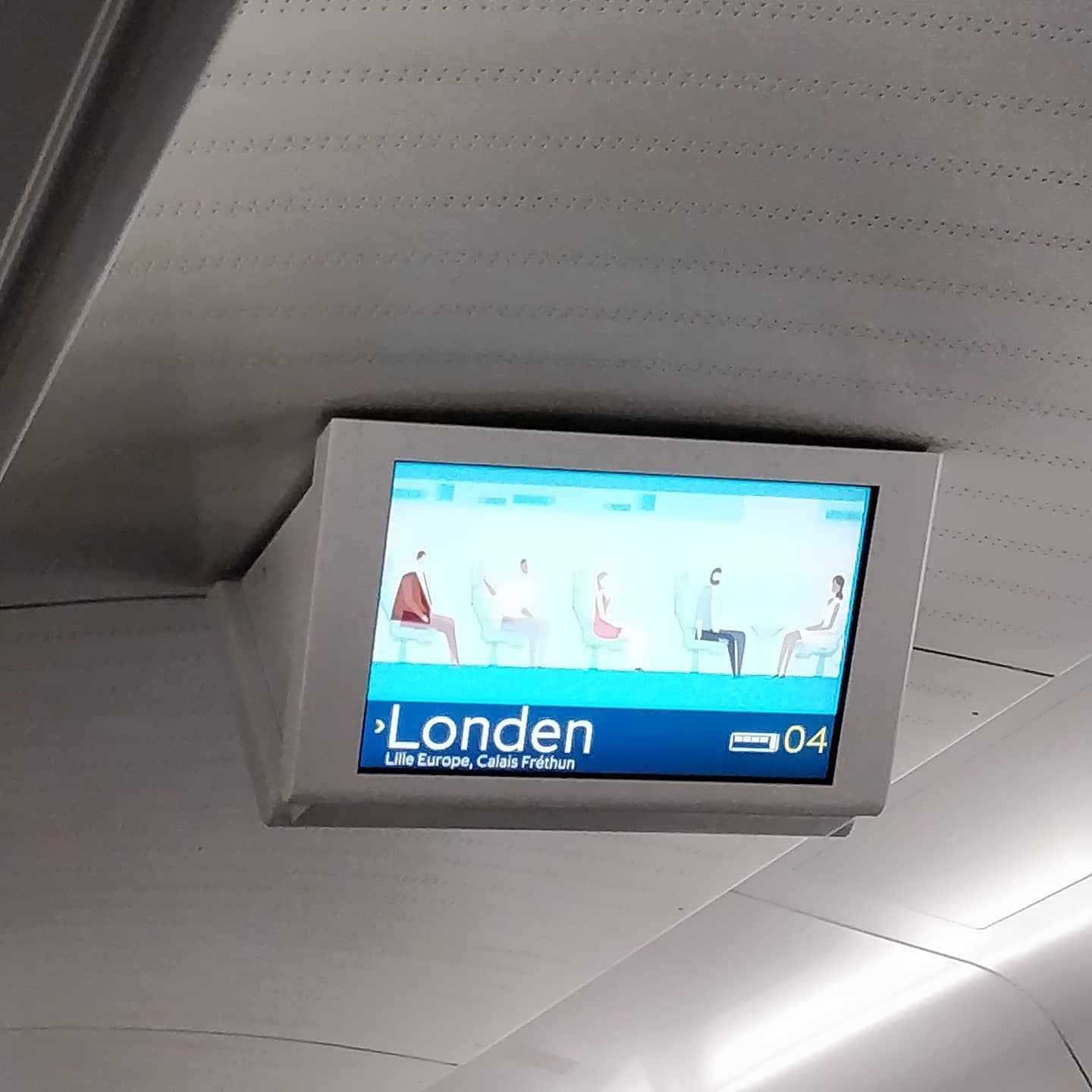 They announced direct trains from Amsterdam to London starting April 30 so hopefully today is the last time I have to change in Brussels.