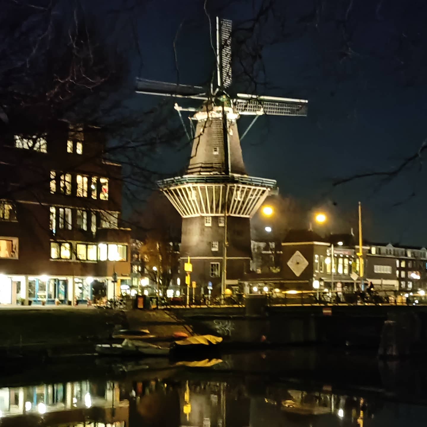Windmolen 's nachts