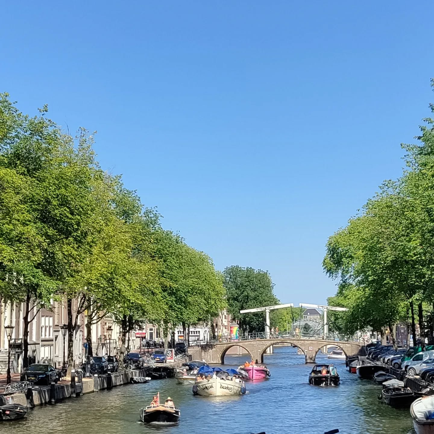 Never get bored of this view. Amsterdam in the sunshine by the water is amazing.