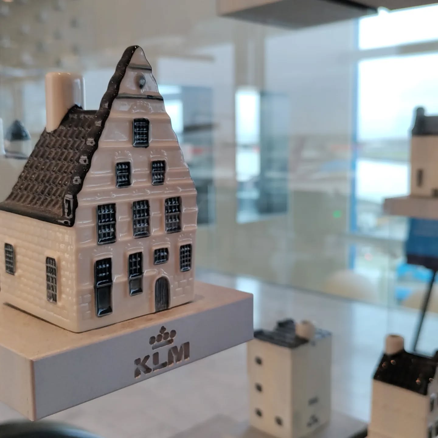 More KLM huisjes than you can shake a stick at.